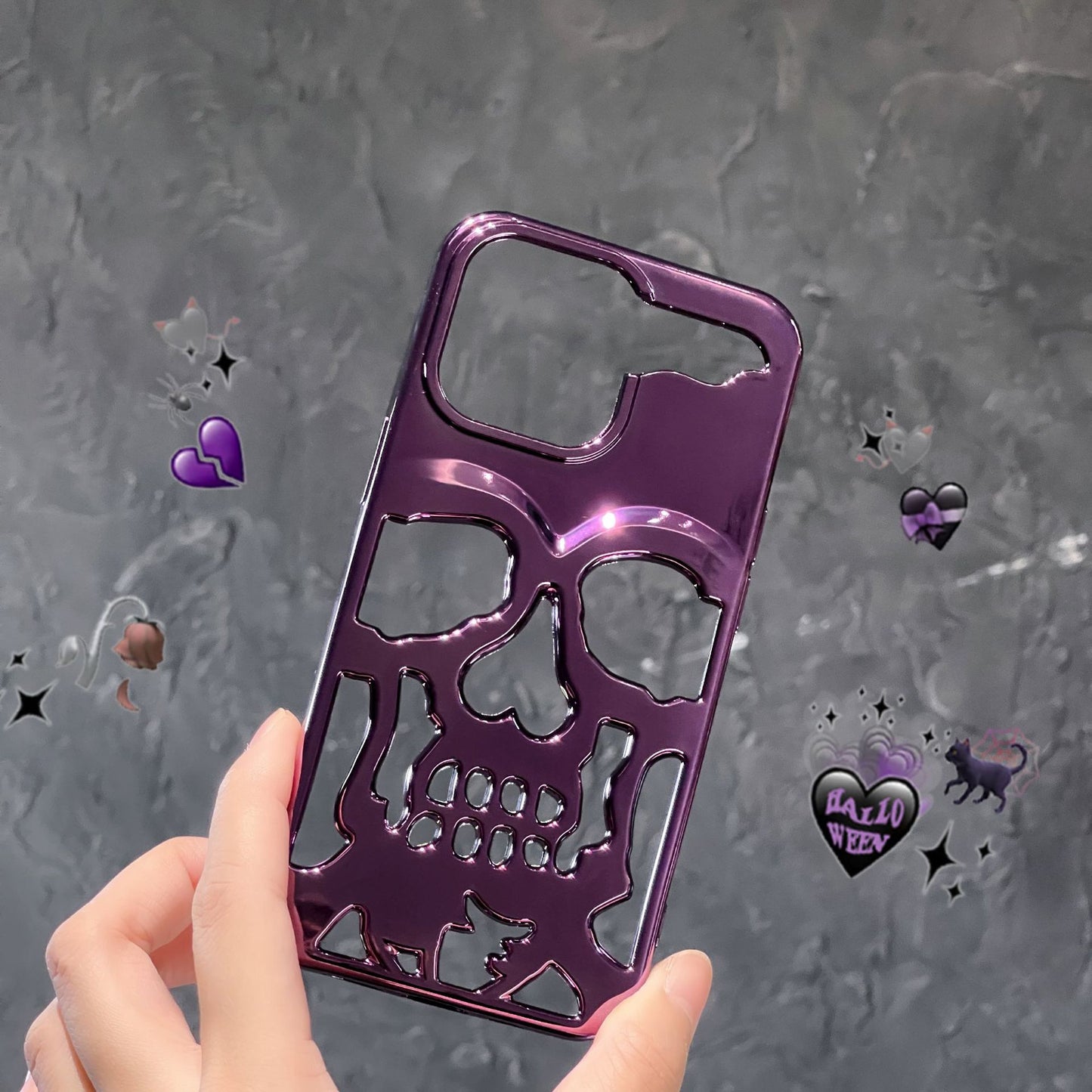 Luxury Plating 3D Skull Phone Case For I-Phone 14 Pro Max 13 12 11 Plus Breathable Glossy Hollow Out Gold Metallic Paint